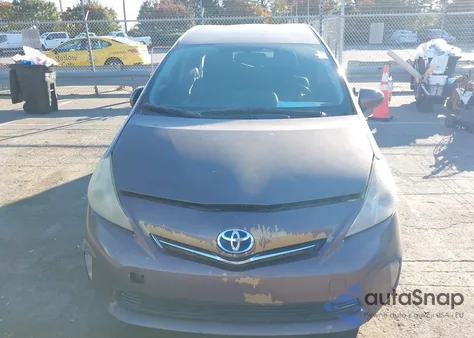 2015 Toyota Prius V Four z USA, uszkodzony, nr VIN JTDZN3EU1FJ033372